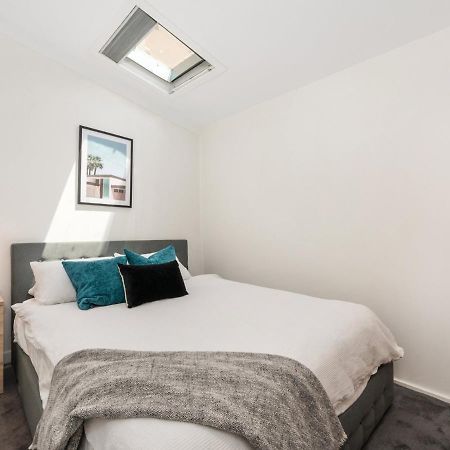 Walk To The Mcg & Aami Park - Free Late Checkout - Great Location & Backyard Vila Melbourne Exterior foto